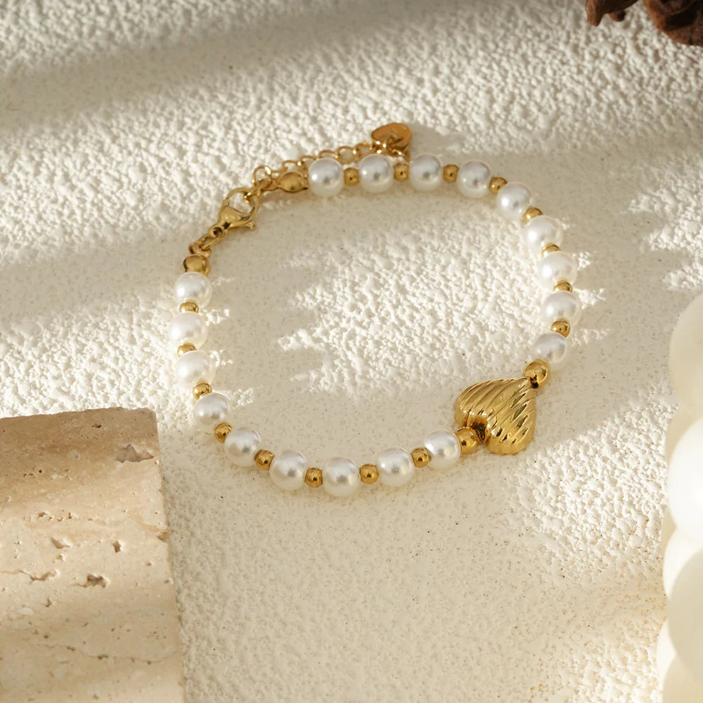 Bracelet Perles Blanches Et Coeur Doré