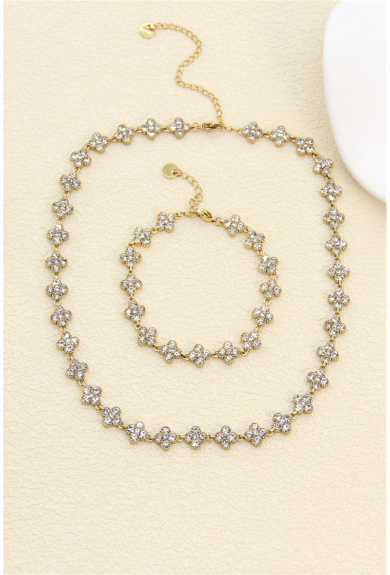 Bracelet trèfles pavés de zircons doré