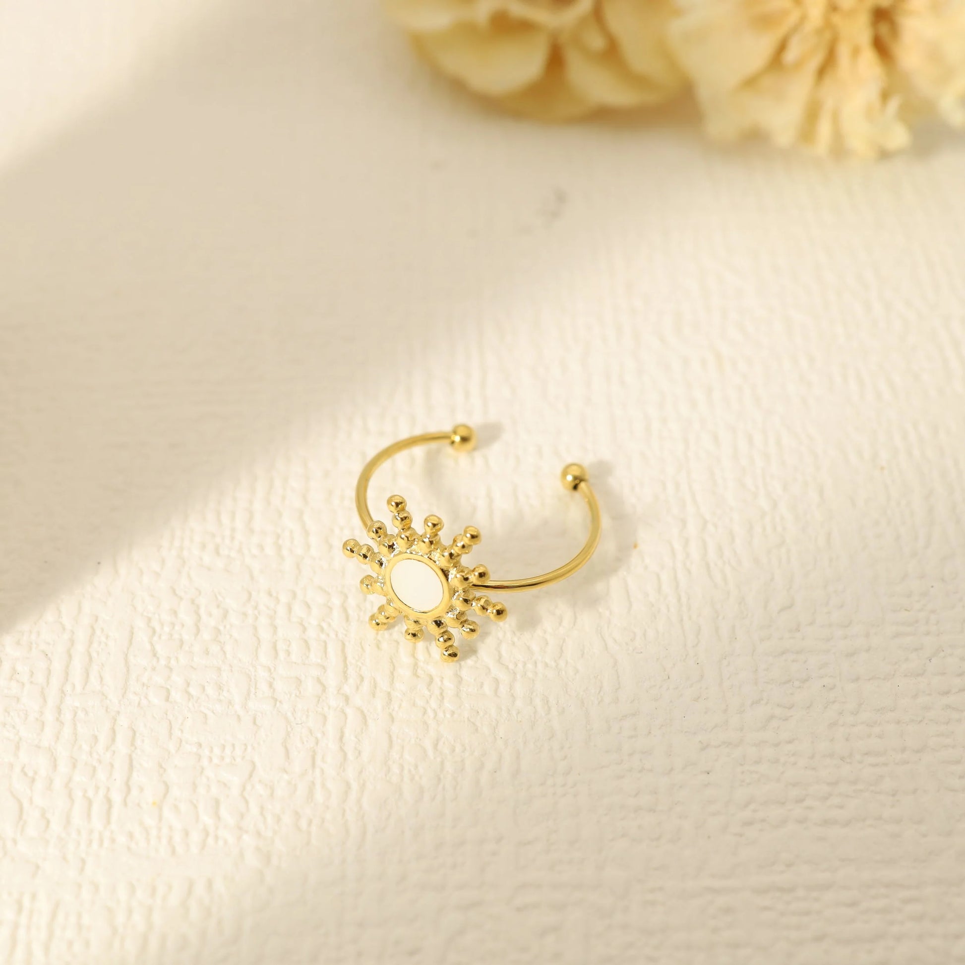 Bague Dorée Nacre Soleil