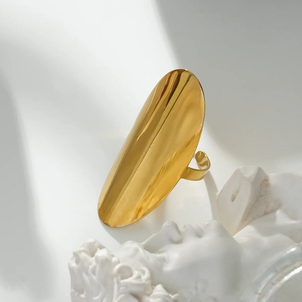 Bague Plaque Ovale Courbée Dorée
