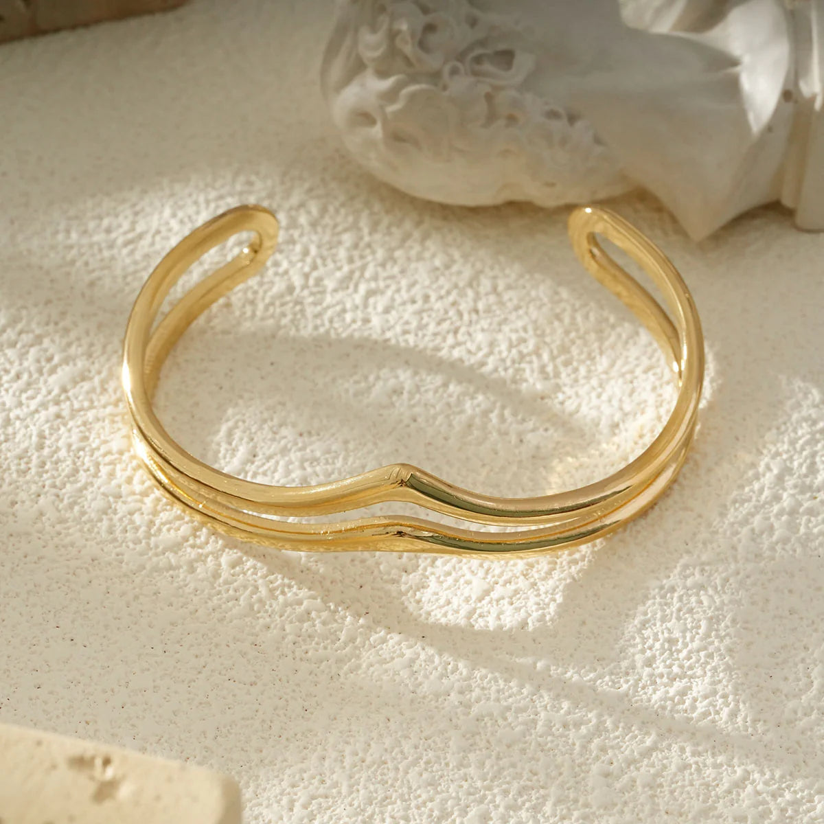 Bracelet Jonc Ouvert Doré Double Vague Ondulé