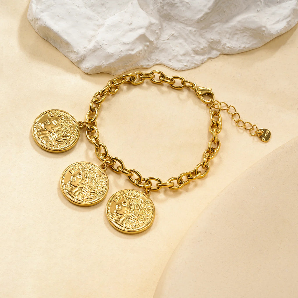 Bracelet chaîne dorée à pampilles médaillons gravés style pièce antique