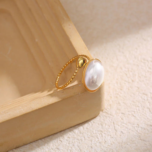 Bague Dorée Ajustable Torsadée Perle Blanche